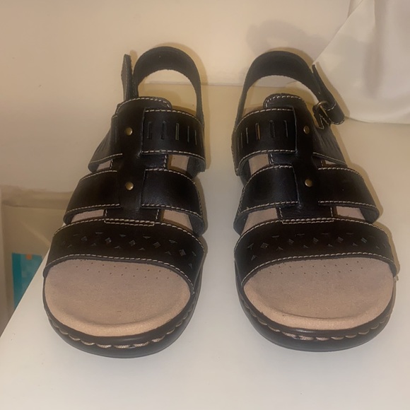 Clarks Shoes Size 8 - Picture 6 of 7